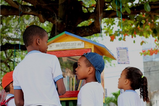 Bairro Escola utiliza o potencial educativo que existe nas ruas de uma das regiões mais conhecidas da capital baiana.