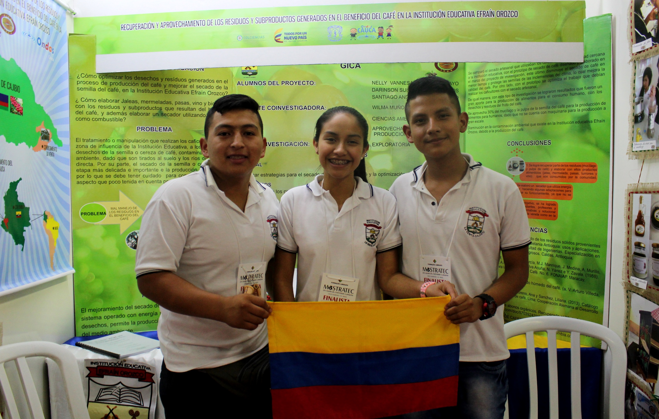 Estudantes colombianos apresentam alternativas para o manejo do café na Mostratec