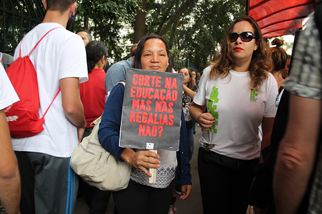 manifestante na paulista