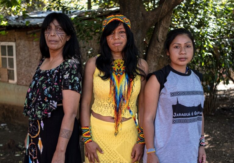 integram a foto e a disputa o mandato coletivo Jaraguá é Guarani